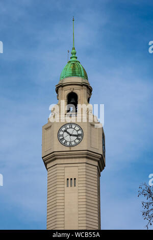 Buenos Aires, Argentinien. August 19, 2019. Palast von Buenos Aires Stadt Gesetzgebung Clock Tower Stockfoto
