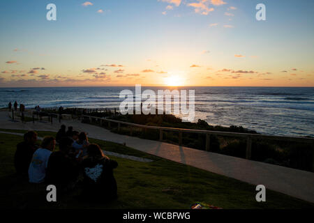 Sonnenuntergang am Surfers Point, Margaret River, Australien Stockfoto