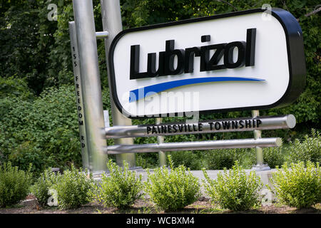 Ein logo Zeichen außerhalb einer Anlage von Lubrizol in Painesville, Ohio besetzt am 11. August 2019. Stockfoto