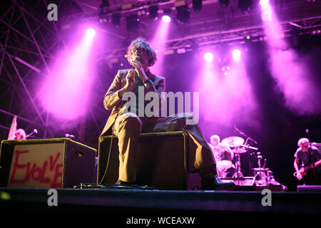 2019, August 25 Turin, Italien, Jarvis Cocker, Sänger der Zellstoff- band, führt seine Live persönliche zeigen Jarv ist Stockfoto