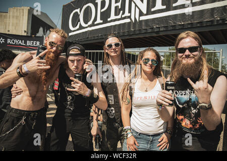 Kopenhagen, Dänemark. 19., Juni 2019. Enthusiastisch heavy metal fans und Festivalbesucher teilnehmen, eine weitere Ausgabe der beliebten Metal Festival Copenhell in Kopenhagen. (Foto: Gonzales Foto - Nikolaj Bransholm). Stockfoto