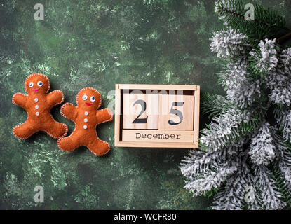 Weihnachten Lebkuchen Männer aus Filz Stockfoto