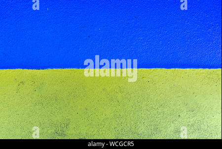 Blau und Gelb textuerd Metalloberfläche Stockfoto