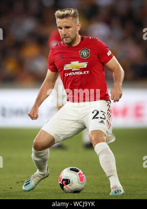 Von Manchester United Lukas Shaw während der Premier League Spiel im Molineux, Wolverhampton. Stockfoto