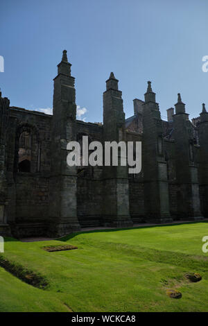 Der Palast von Holyroodhouse (/ˈHɒlɪˌruːd ˈHoʊlɪˌruːd / oder //, die gemeinhin als Holyrood Palace, die offizielle Residenz des britischen Monarchen Stockfoto