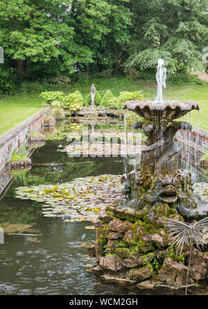 Der Brunnen in den Kanal, Goldney Haus und Gärten, Clifton, Bristol, Großbritannien Stockfoto