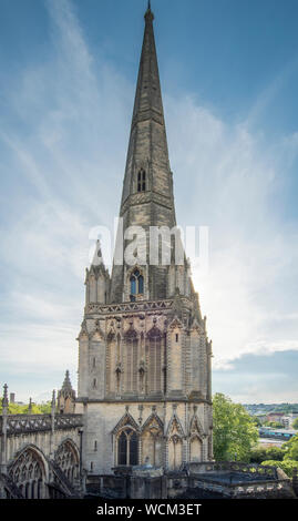 Außenaufnahmen von St Mary Redcliffe Kirche von der Dachterrasse, Bristol, Großbritannien Stockfoto