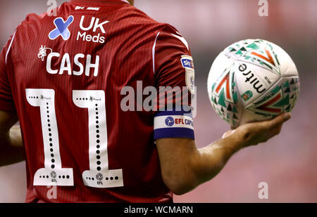 Nottingham Forest Matty Cash trägt sein efl Captain Armband während der carabao Cup Achtelfinale auf die Stadt Boden, Nottingham Stockfoto