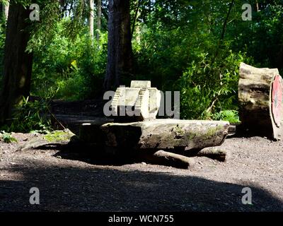 Bilder des Ersten Weltkrieges Erinnerung Skulpturenweg, Rozelle Park, Ayr Stockfoto