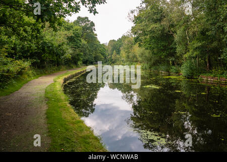 Die Leeds Liverpool Canal an Aspull in der Nähe von Wigan in Greater Manchester Stockfoto