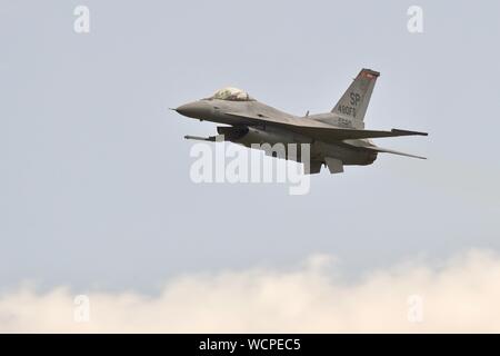 United States Air Force F-16 Viper demonstration Team durchführen Am2019 Royal International Air Tattoo Stockfoto