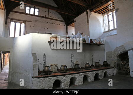Tudor große Küchen, Hampton Court Palace, East Molesey, Surrey, England, Großbritannien, USA, UK, Europa Stockfoto