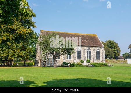 Die Guildhall, Chor einer mittelalterlichen Franziskanerklosters in Priory Park in Chichester, eine Stadt in der Grafschaft Stadt West Sussex, Südküste England, Großbritannien und Stockfoto