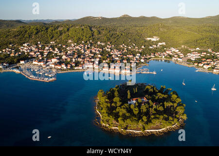 Luftaufnahme von galevac Inselchen und Korcula town, Korcula, Kroatien Stockfoto