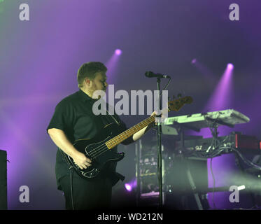 August 27, 2019, Norfolk, Virginia, USA: The Australian Pink Floyd Show bringt die Floyd lebendig für die Masse an Chrysler Hall am 27. August 2019 in Norfolk, Virginia. .. Foto.. © Jeff Moore 2019 (Bild: © Jeff Moore/ZUMA Draht) Stockfoto