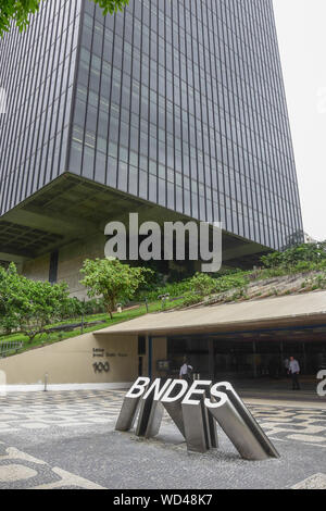 RIO DE JANEIRO, BRASILIEN, November 6, 2018: BNDES (National Bank für soziale Entwicklung) Sitz im Zentrum von Rio de Janeiro Stockfoto