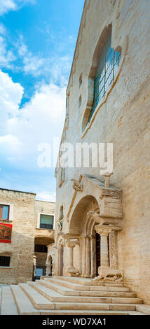 Bisceglie Altstadt, in der Provinz Barletta-Andria-Trani, Apulien, Süditalien. Stockfoto