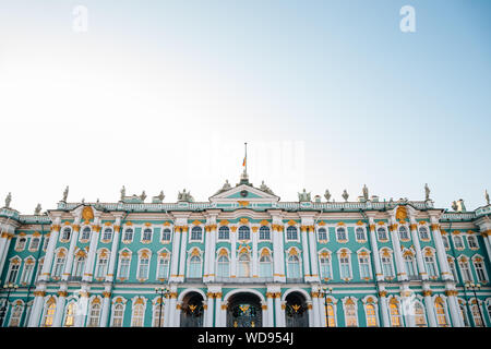 Winter Palace Hermitage Museum am Schlossplatz in St. Petersburg, Russland Stockfoto