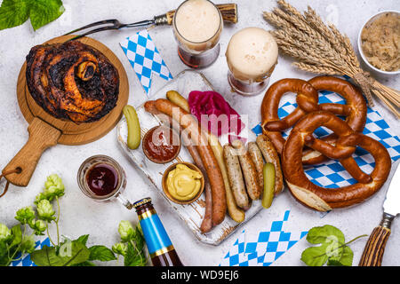 Traditionelle Oktoberfest Essen Stockfoto