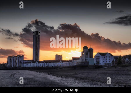 Sonnenuntergang an der Maritime Quarter Stockfoto