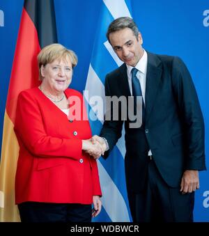 Berlin, Deutschland. 29 Aug, 2019. Bundeskanzlerin Angela Merkel (CDU) empfängt Kyriakos Mitsotakis, Premierminister von Griechenland, im Bundeskanzleramt. Credit: Christoph Soeder/dpa/Alamy leben Nachrichten Stockfoto