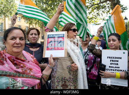 Whitehall, 29 August 2019. Kaschmir Frauen Protest gegen die Besetzung von Kaschmir. Stockfoto