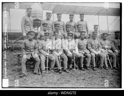 Abschlussklasse, Jap [anese] Heeresflieger Abstract / Medium: 1 Negativ: Glas 5 x 7 in. oder kleiner. Stockfoto