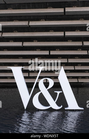 Die V&A Symbol auf der Vorderseite des V&A Museum für Kunst und Design in Dundee, Schottland Stockfoto