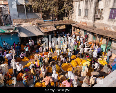 Bansphatak Blumenmarkt in Varanasi, Uttar Pradesh, Indien, Asien Stockfoto