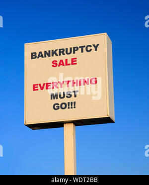 Große externe Konkurs Verkauf Zeichen Stockfoto