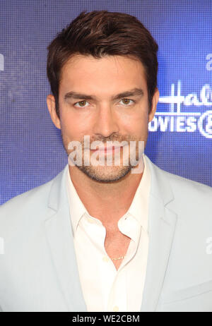 Hallmark Channel und Markenzeichen Filme & Geheimnisse Sommer 2019 TCA Presse Tour Event Mit: Peter Porte Wo: Beverly Hills, Kalifornien, USA Wann: 27 Aug 2019 Quelle: FayesVision/WENN.com Stockfoto