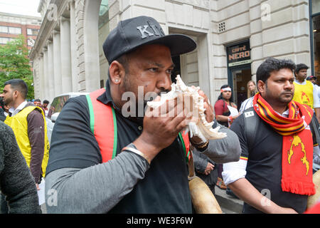 Samstag 18 2019 Pall Mall London Uk, ex-pat Tamilen und socitys in einem Memorial marschierten können für die civiil Krieg casualtys, tamilischen Diaspora Gemeinschaften Stockfoto