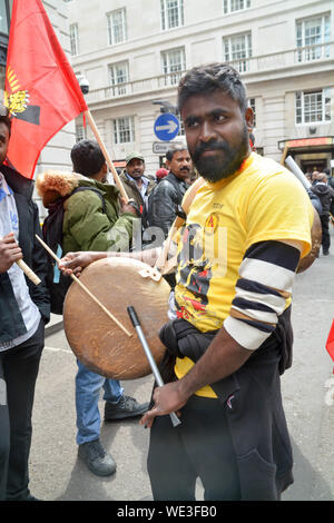 Samstag 18 2019 Pall Mall London Uk, ex-pat Tamilen und socitys in einem Memorial marschierten können für die civiil Krieg casualtys, tamilischen Diaspora Gemeinschaften Stockfoto