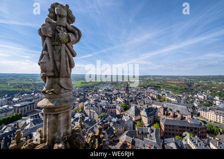 Frankreich, Aveyron, Rodez, Überblick über die Stadt von der Kathedrale Notre Dame Stockfoto