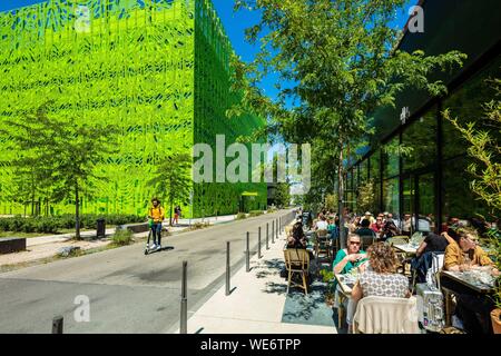 Frankreich, Rhone, Lyon, Ortsteil La Confluence im Süden der Halbinsel, Ersten Französischen Viertel zertifiziertes nachhaltiges vom WWF, Aussicht auf den grünen Würfel Stockfoto