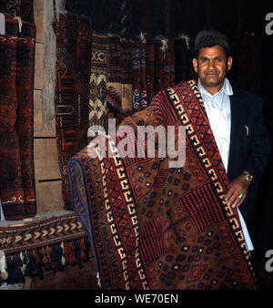 Teppich Shop, Herat, Afghanistan, 1974 Stockfoto