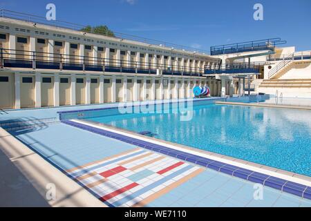 Frankreich, Nord-Pas-de-Calais", Bruay la Buissiere, Salengro pool im Art Deco Stil Stockfoto