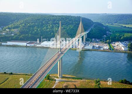 Frankreich, Seine Maritime, Caudebec En Caux, Pont de Brotonne (Luftbild) Stockfoto