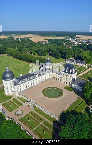 Frankreich, Indre, Beere, Schlösser der Loire, Chateau de Valencay (Luftbild) Stockfoto