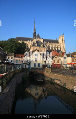 Frankreich, Picardie, Amiens, Don Platz und die Kathedrale Notre Dame, ein UNESCO Weltkulturerbe Stockfoto