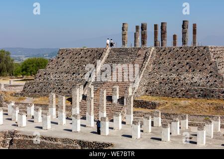 Mexiko, Hidalgo, Tula de Allende, Toltec archäologische Stätte, Säulen die Mats auf der Pyramide von Quetzalcoatl oder der Morning Star Stockfoto