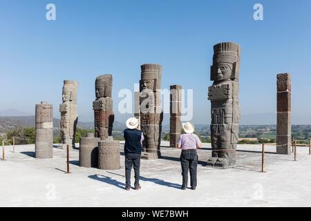 Mexiko, Hidalgo, Tula de Allende, Toltec archäologische Stätte, Säulen die Mats auf der Pyramide von Quetzalcoatl oder der Morning Star Stockfoto