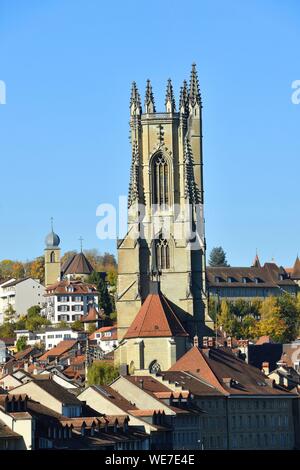 Schweiz, Kanton Freiburg, Fribourg, San Nicolas Kathedrale Stockfoto