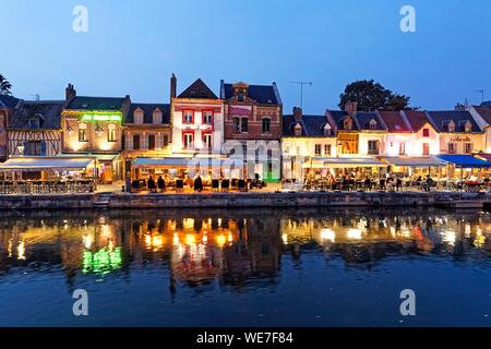 Frankreich, Picardie, Amiens, Saint-Leu, Quai Belu am Ufer des Flusses Somme Stockfoto