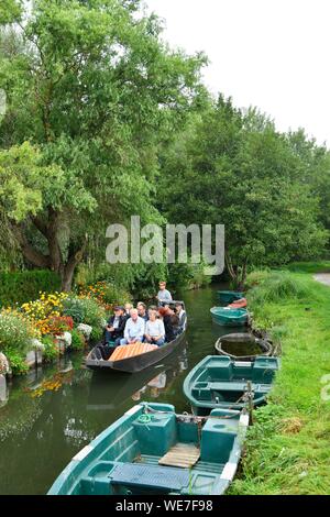 Frankreich, Picardie, Amiens, den Hortillonnages sind alte Sümpfe gefüllt ein Mosaik von schwimmenden Gärten von Kanälen umgeben zu erstellen Stockfoto