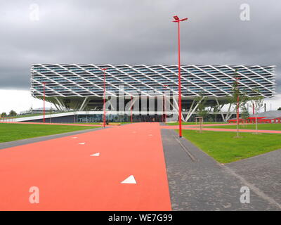 Herzogenaurach, Deutschland - 19 August 2019: Gebäude namens Arena, das neue 2019 eröffnet Hauptsitz des globalen Sport der Marke Adidas Stockfoto