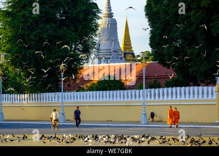 Kambodscha, Phnom Penh, der Königliche Palast, die Residenz des Königs von Kambodscha, im Jahre 1860 gebaut, die innere Wand Stockfoto