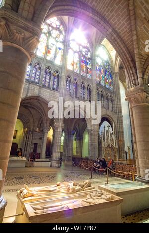 Frankreich, Seine Saint Denis, Saint Denis, die Kathedrale Basilica, Als de Childebert, im Vordergrund, neben seinem Vater, Clovis Stockfoto