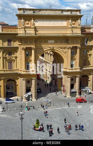 Italien, Toskana, Florenz, ein UNESCO Weltkulturerbe, die Piazza della Repubblica. Stockfoto