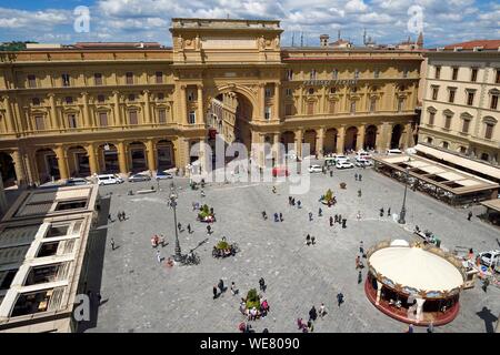 Italien, Toskana, Florenz, ein UNESCO Weltkulturerbe, die Piazza della Repubblica. Stockfoto